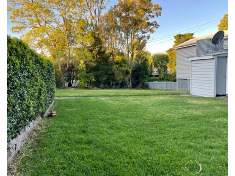 2a Herbert Street, East Toowoomba QLD 4350