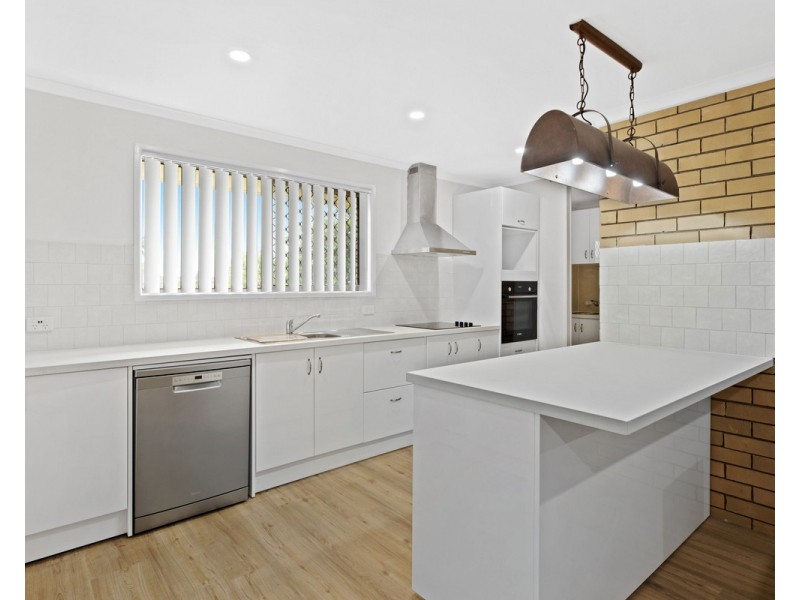 2/15 Gunn Street, Kearneys Spring QLD 4350