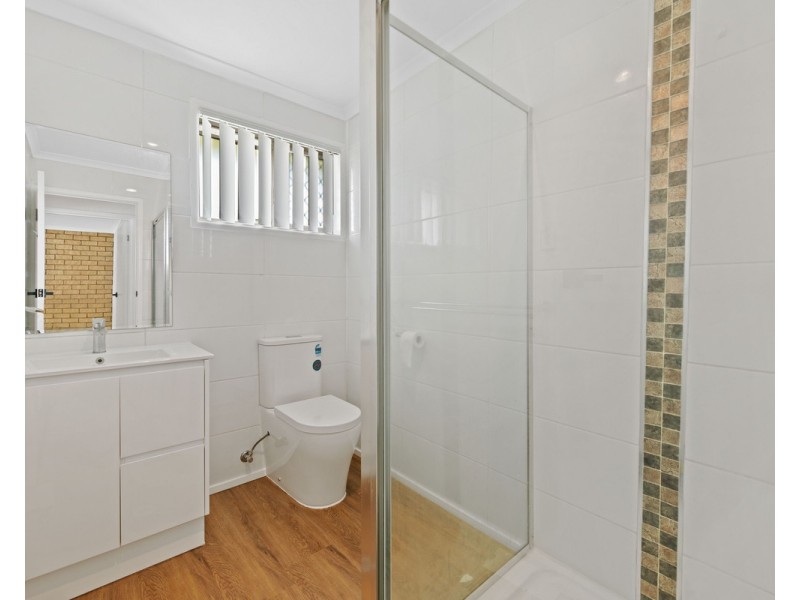 2/15 Gunn Street, Kearneys Spring QLD 4350