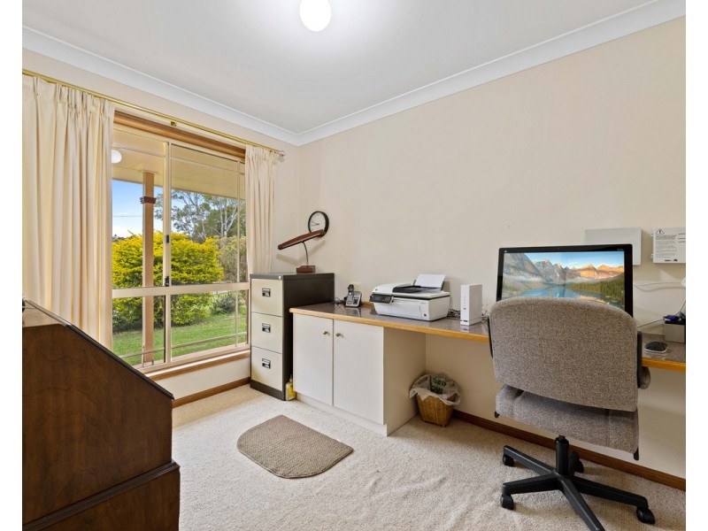 13 Oelkers Court, Hodgson Vale QLD 4352