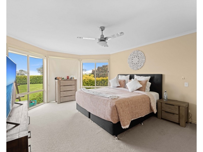 92 Peters Road, Meringandan West QLD 4352
