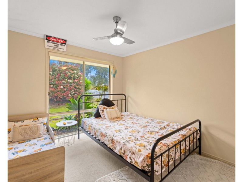 92 Peters Road, Meringandan West QLD 4352