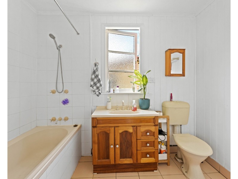 281 Hume Street, South Toowoomba QLD 4350