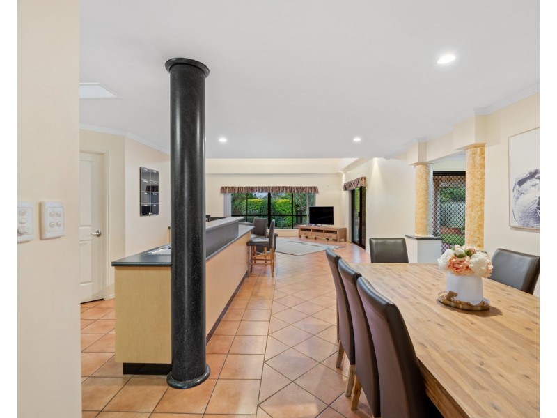 7 Georgina Court, Kearneys Spring QLD 4350