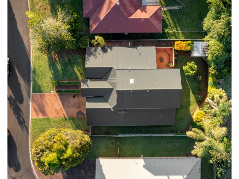 7 Georgina Court, Kearneys Spring QLD 4350