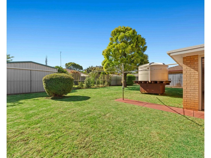 21 Denyer Street, Wilsonton QLD 4350