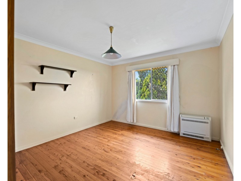 30 Cortess Street, Kearneys Spring QLD 4350