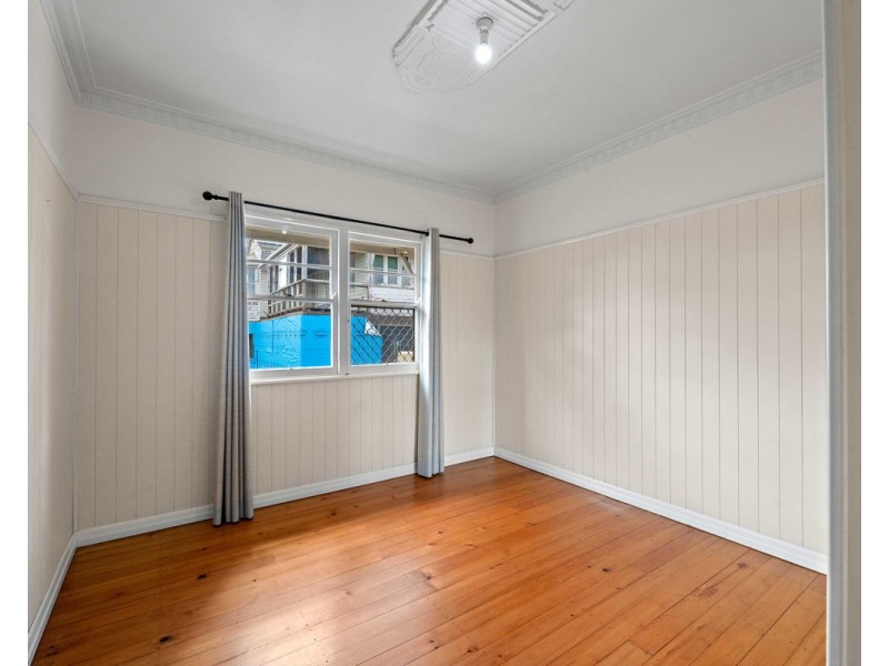 255 Bridge Street, Newtown QLD 4350