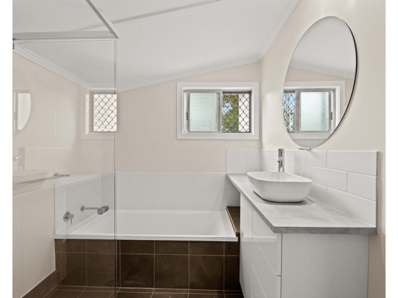 117 Hill Street, Newtown QLD 4350