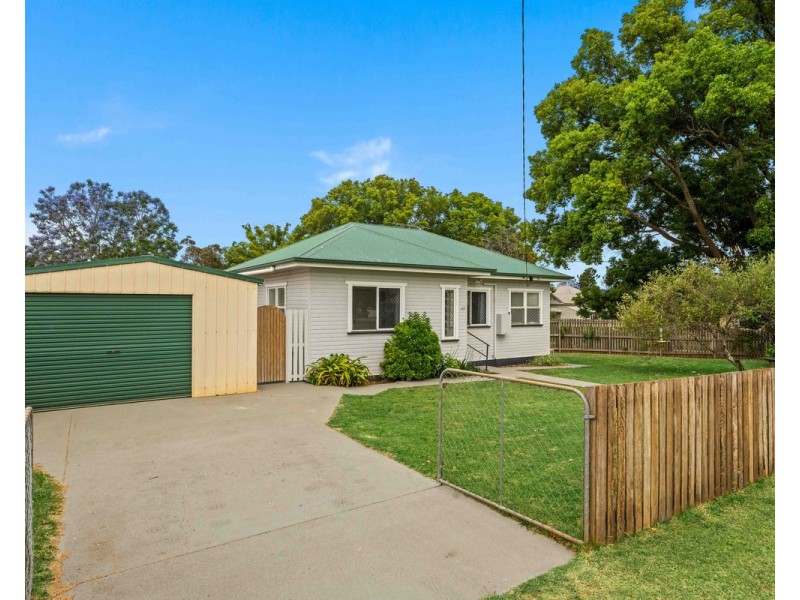 117 Hill Street, Newtown QLD 4350