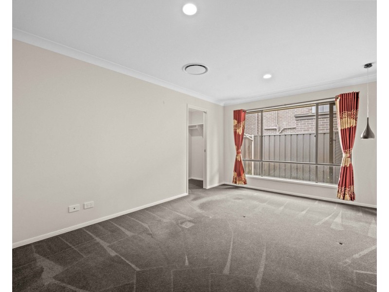 6 Tornio Drive, Kearneys Spring QLD 4350