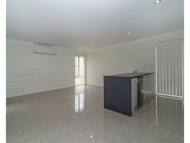 5 Madeleine Court, Glenvale QLD 4350