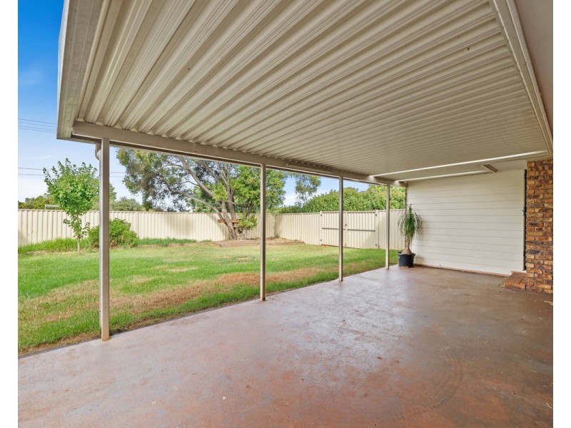 1 Magann Court, Darling Heights QLD 4350