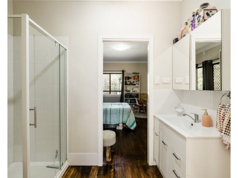 19 Perry Street, Harlaxton QLD 4350