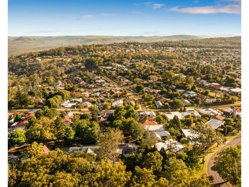 15 Rodway Crescent, Rangeville QLD 4350