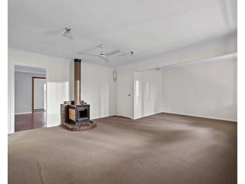 8 McGregor Street, Wilsonton QLD 4350