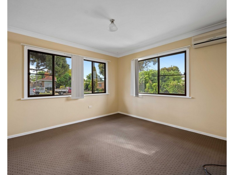 8 McGregor Street, Wilsonton QLD 4350