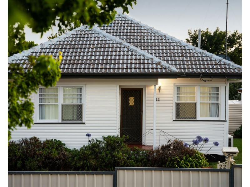 22 Ipswich Street, East Toowoomba QLD 4350
