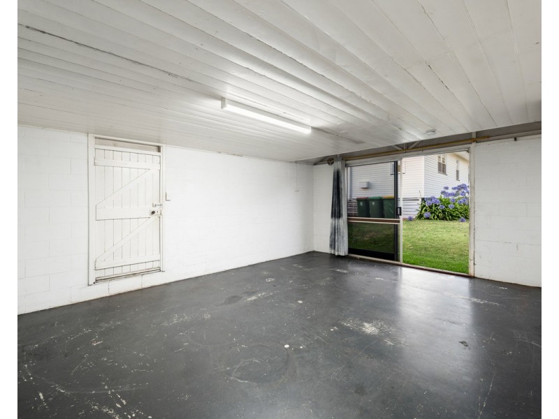 22 Ipswich Street, East Toowoomba QLD 4350