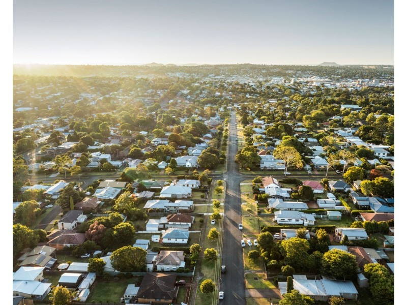 22 Ipswich Street, East Toowoomba QLD 4350