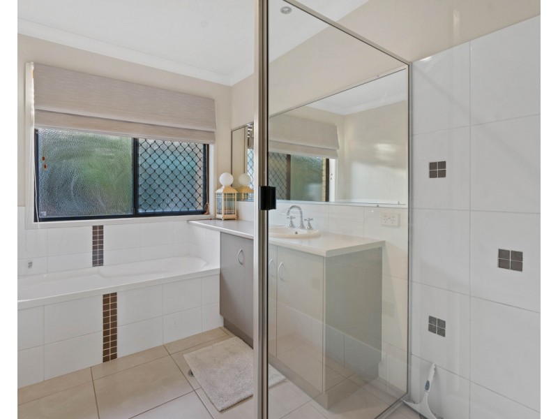 26 Berghofer Drive, Highfields QLD 4352