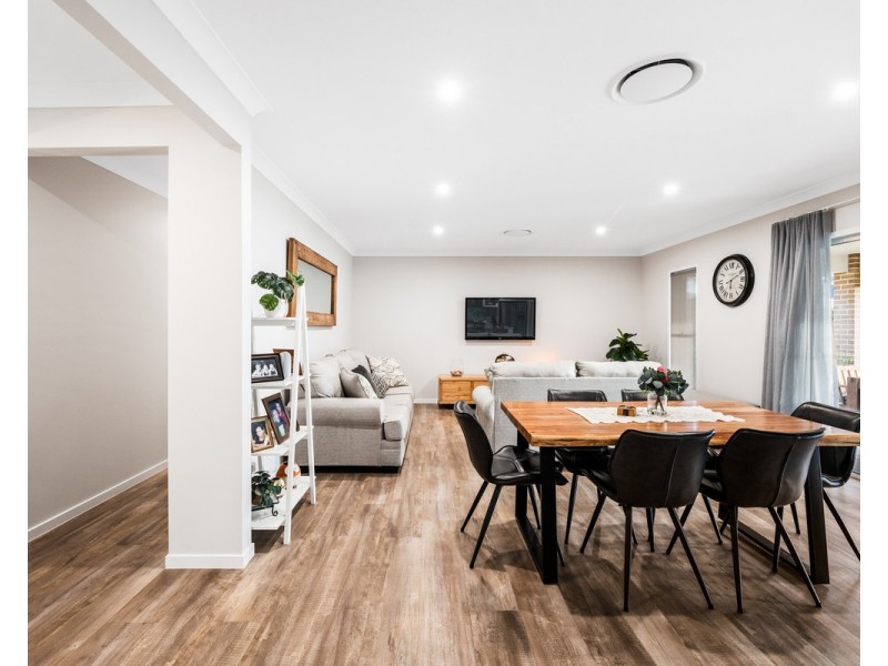14 Linus Street, Highfields QLD 4352