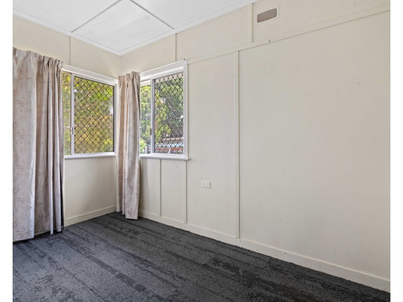 15 Dwyer Street, Harlaxton QLD 4350