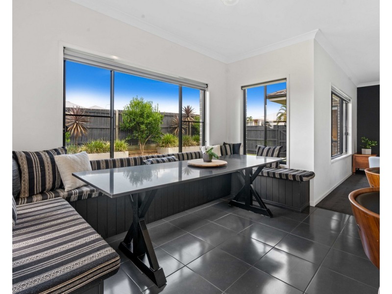 6 Sportsman Drive, Kleinton QLD 4352