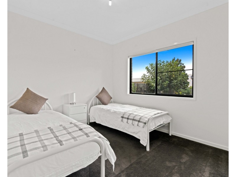 6 Sportsman Drive, Kleinton QLD 4352