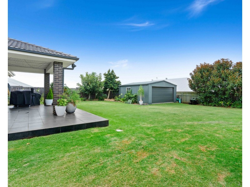 6 Sportsman Drive, Kleinton QLD 4352