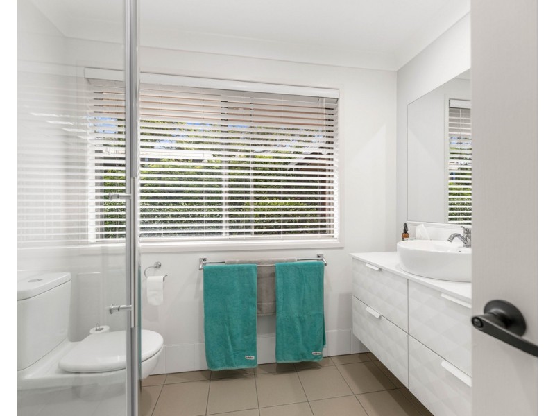 44 Rifle Range Road, Mount Lofty QLD 4350
