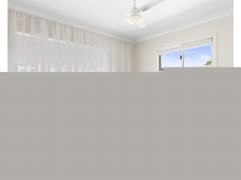 37 North Street, Mount Lofty QLD 4350