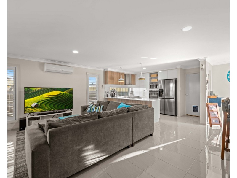 2/188 Kearney Street, Kearneys Spring QLD 4350