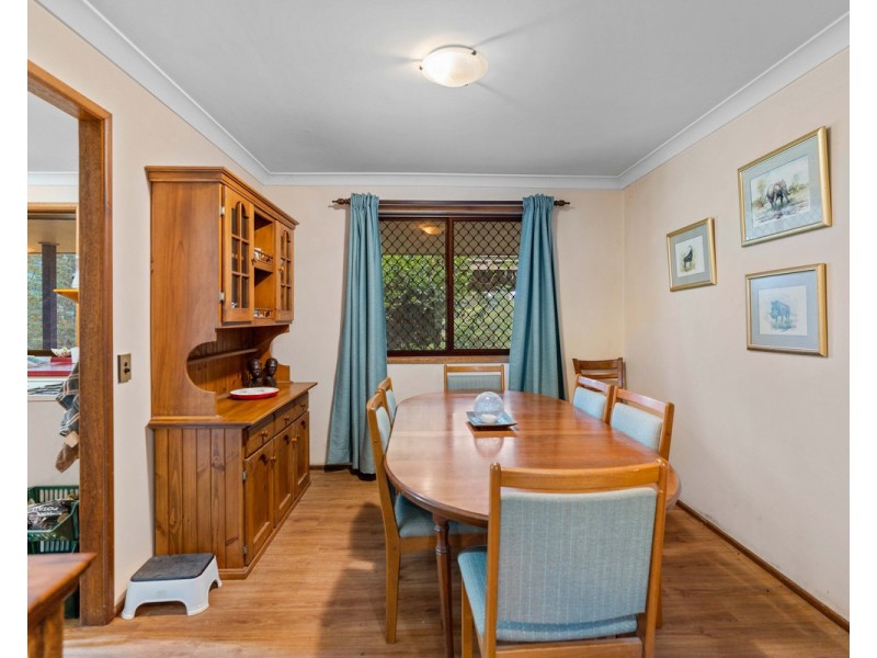 1 Murphy Road, Ravensbourne QLD 4352