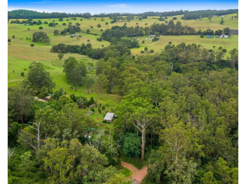 1 Murphy Road, Ravensbourne QLD 4352