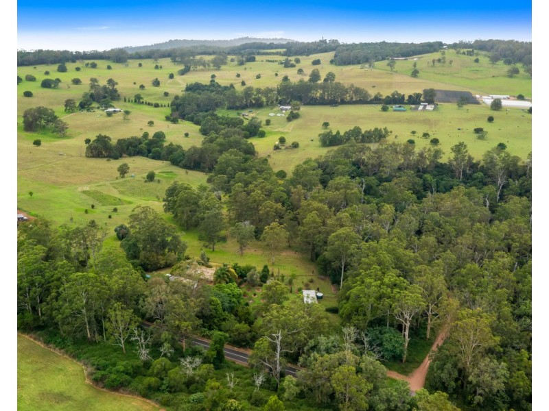 1 Murphy Road, Ravensbourne QLD 4352