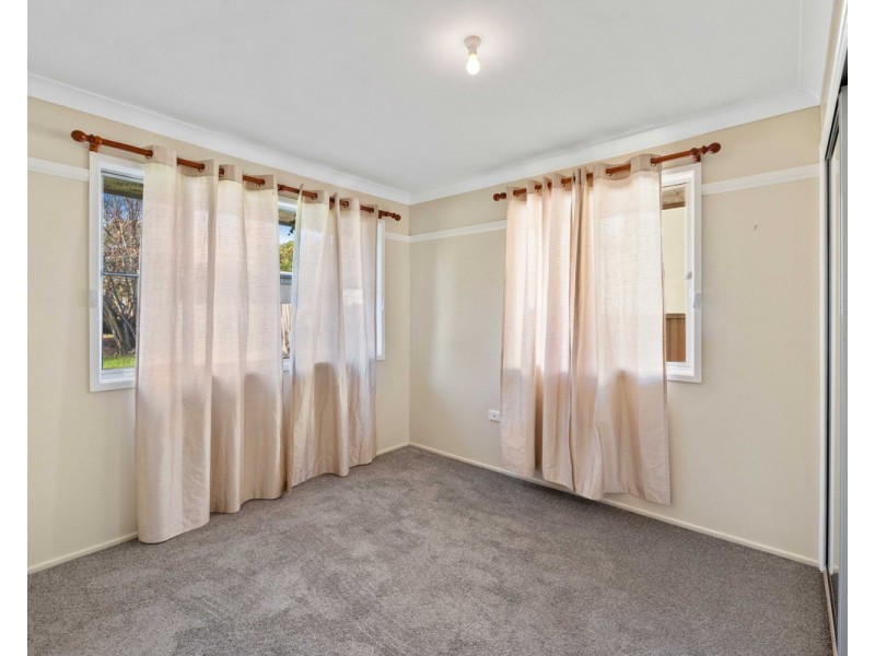 9 Clarice Street, Harristown QLD 4350