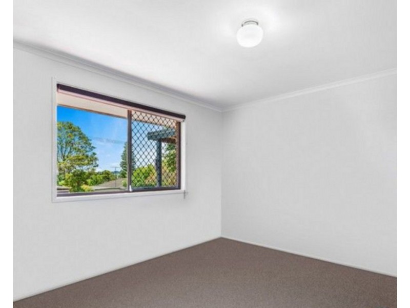 40 Champagne Crescent, Wilsonton Heights QLD 4350