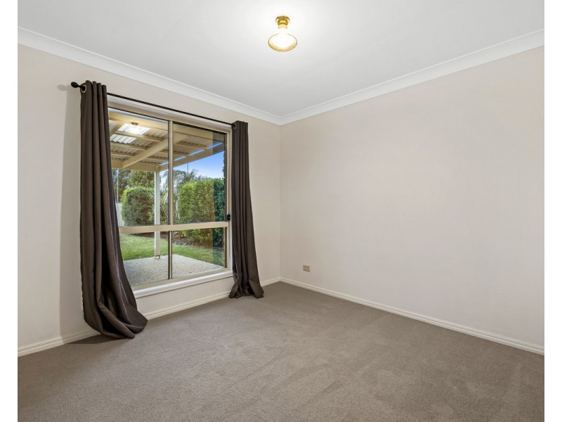 17 Biscay Crescent, Glenvale QLD 4350