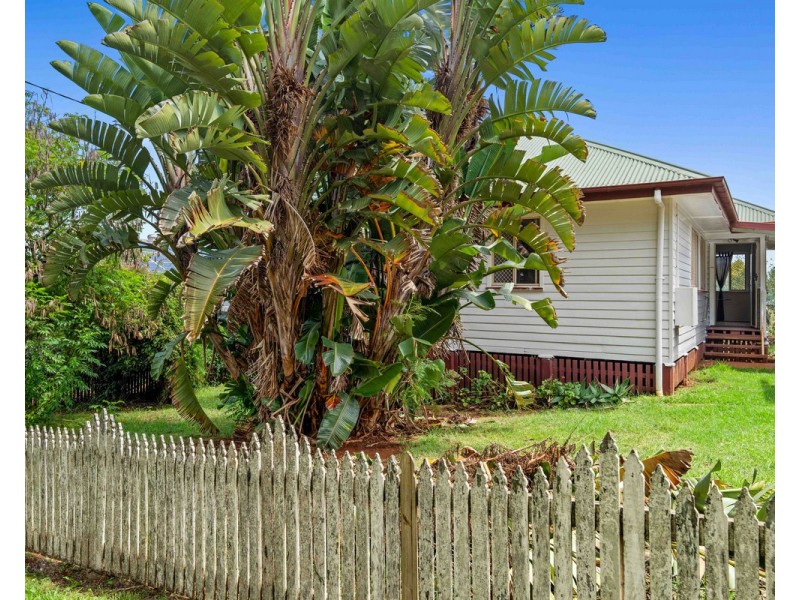 27 Dwyer Street, Harlaxton QLD 4350