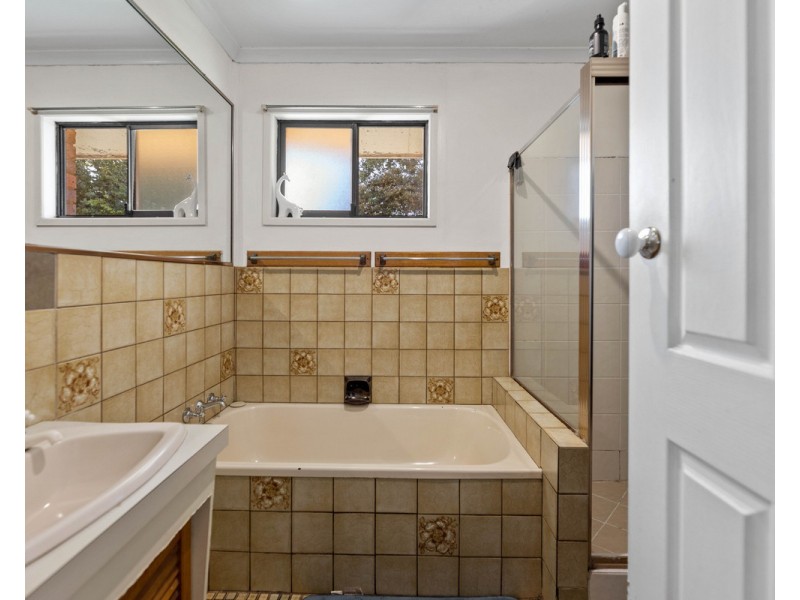 371 Greenwattle Street, Wilsonton QLD 4350