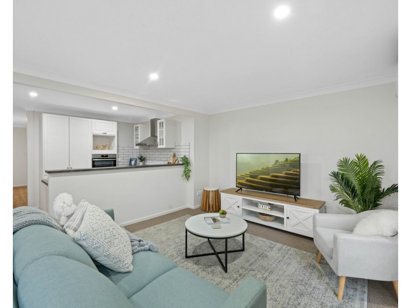 44 Rifle Range Road, Mount Lofty QLD 4350