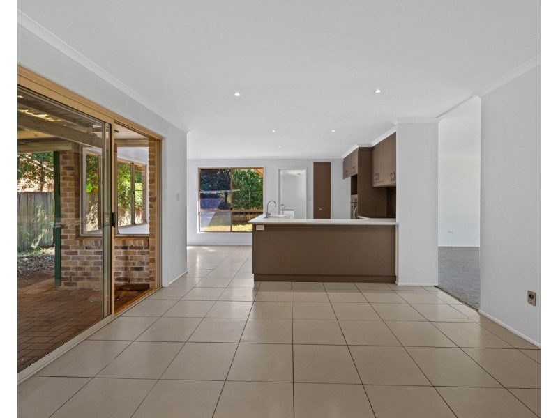 32 Seppelt Street, Wilsonton Heights QLD 4350