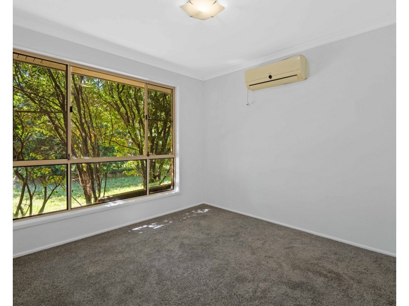 32 Seppelt Street, Wilsonton Heights QLD 4350