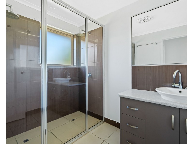 32 Seppelt Street, Wilsonton Heights QLD 4350