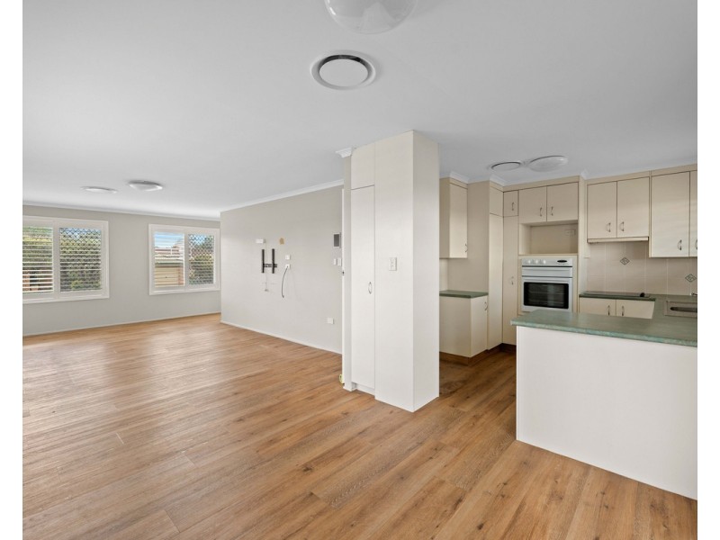 5 Jondaryan Street, Newtown QLD 4350