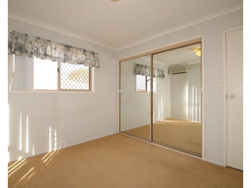 37 Riethmuller Street, Kearneys Spring QLD 4350
