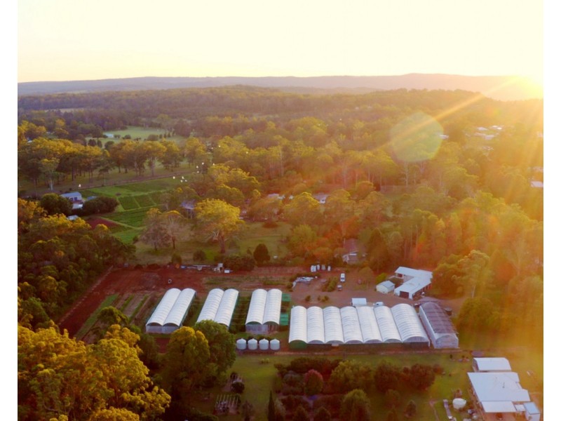 10172 New England Highway, Cabarlah QLD 4352