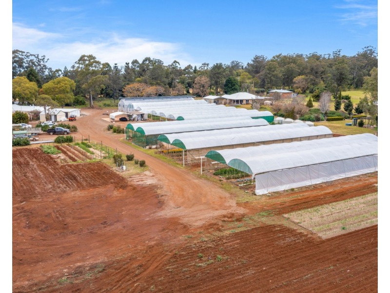 10172 New England Highway, Cabarlah QLD 4352