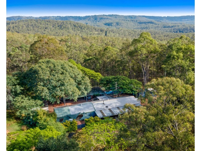 292 Stevens Road, Murphys Creek QLD 4352
